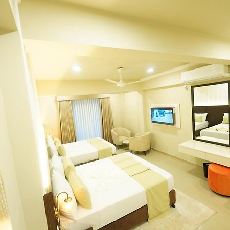 Hotel Grand Amanee Ratnapura Eksteriør bilde