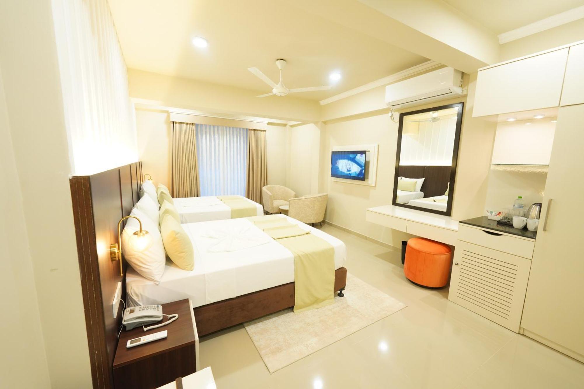 Hotel Grand Amanee Ratnapura Eksteriør bilde