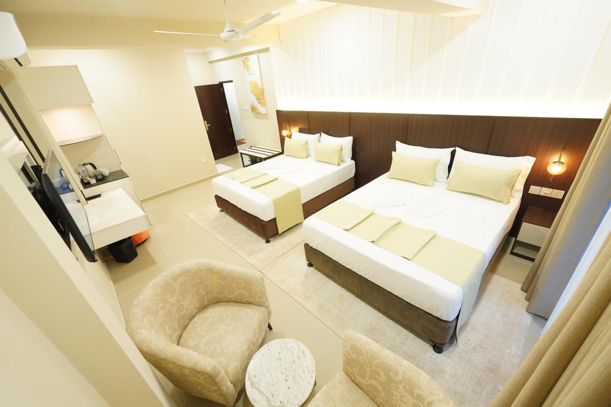 Hotel Grand Amanee Ratnapura Eksteriør bilde