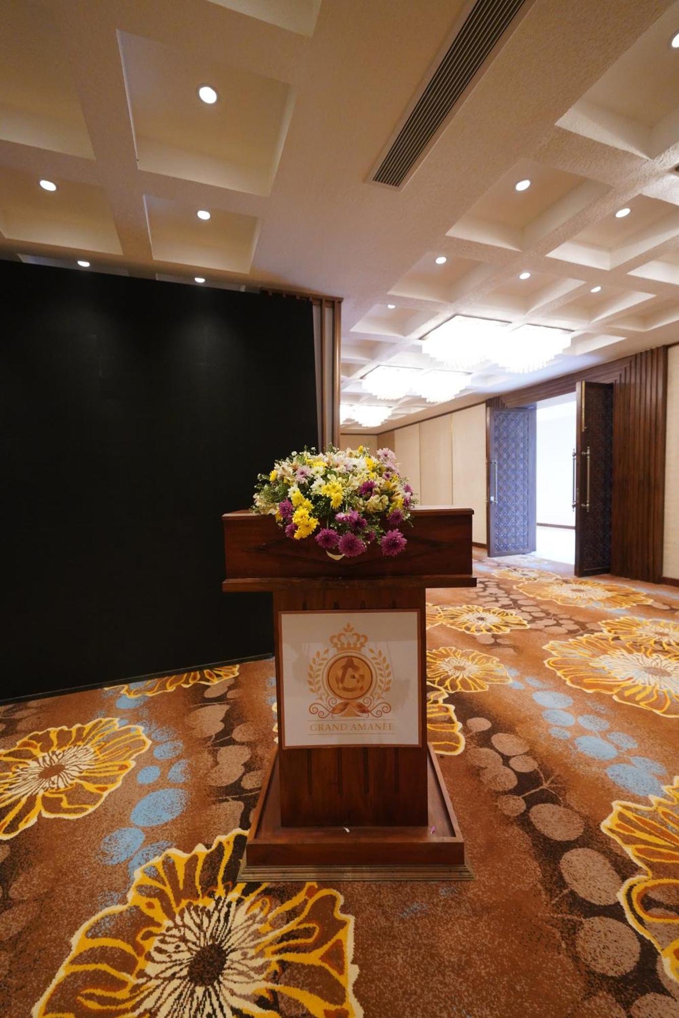 Hotel Grand Amanee Ratnapura Eksteriør bilde