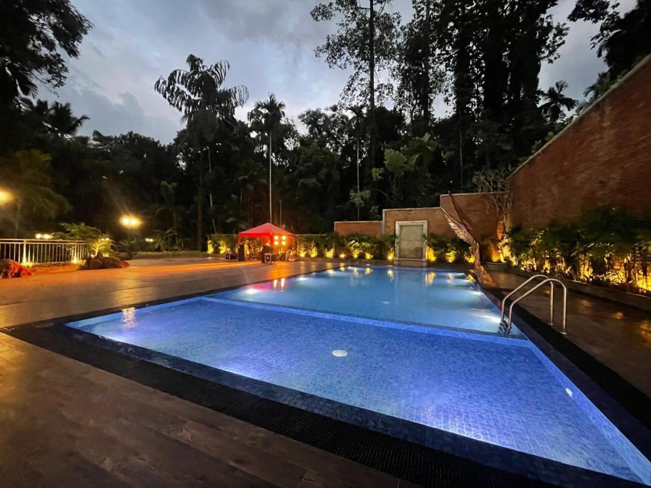 Hotel Grand Amanee Ratnapura Eksteriør bilde