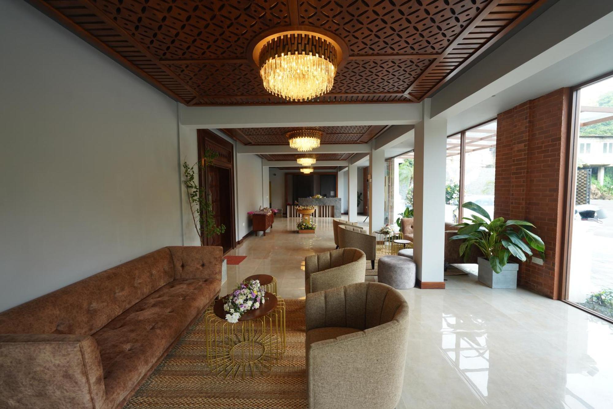 Hotel Grand Amanee Ratnapura Eksteriør bilde